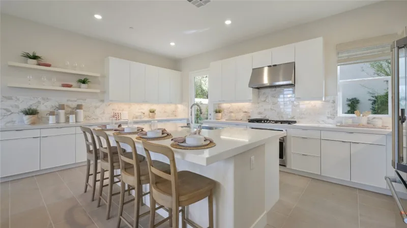 446 Loon, Irvine, CA 92618