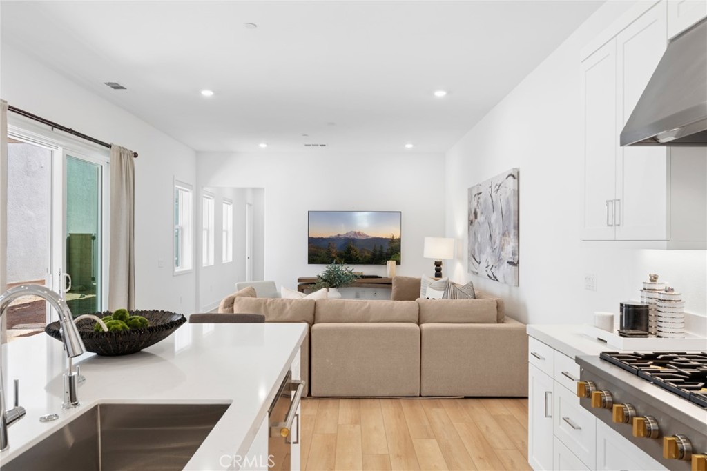 446 Sonia, Irvine CA 92618 - photo 17