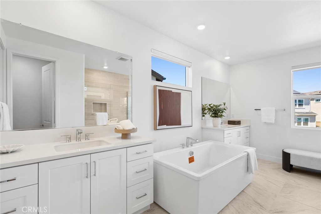 446 Sonia, Irvine CA 92618 - photo 33