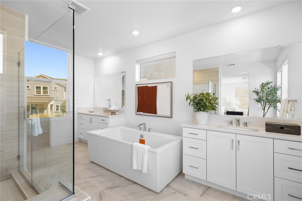 446 Sonia, Irvine CA 92618 - photo 35