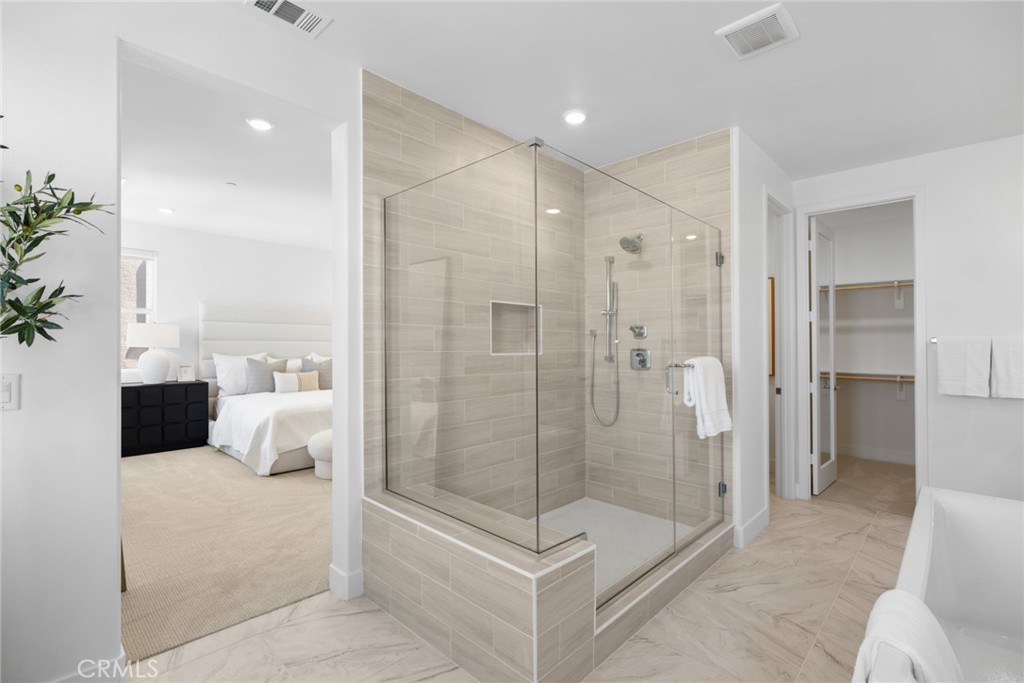 446 Sonia, Irvine CA 92618 - photo 36