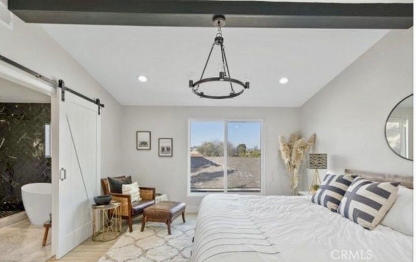 45 Mann, Irvine CA 92612 - photo 2