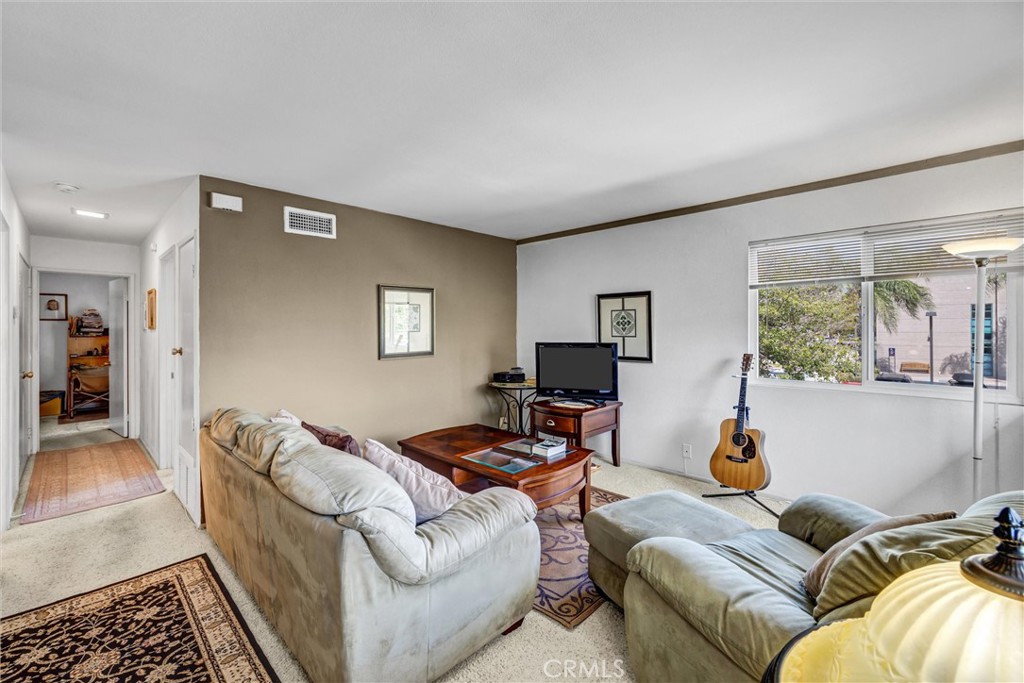 45 Tarocco, Irvine CA 92618 - photo 4