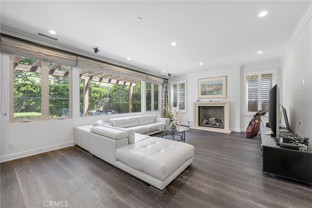 45 Triana, Irvine CA 92618 - photo 9