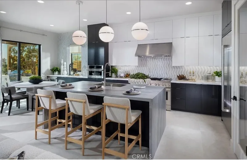 453 Treeline, Irvine, CA 92602
