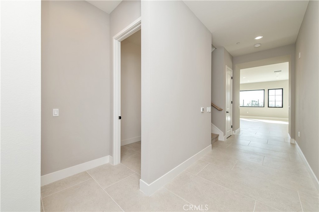 457 Treeline, Irvine CA 92602 - photo 4