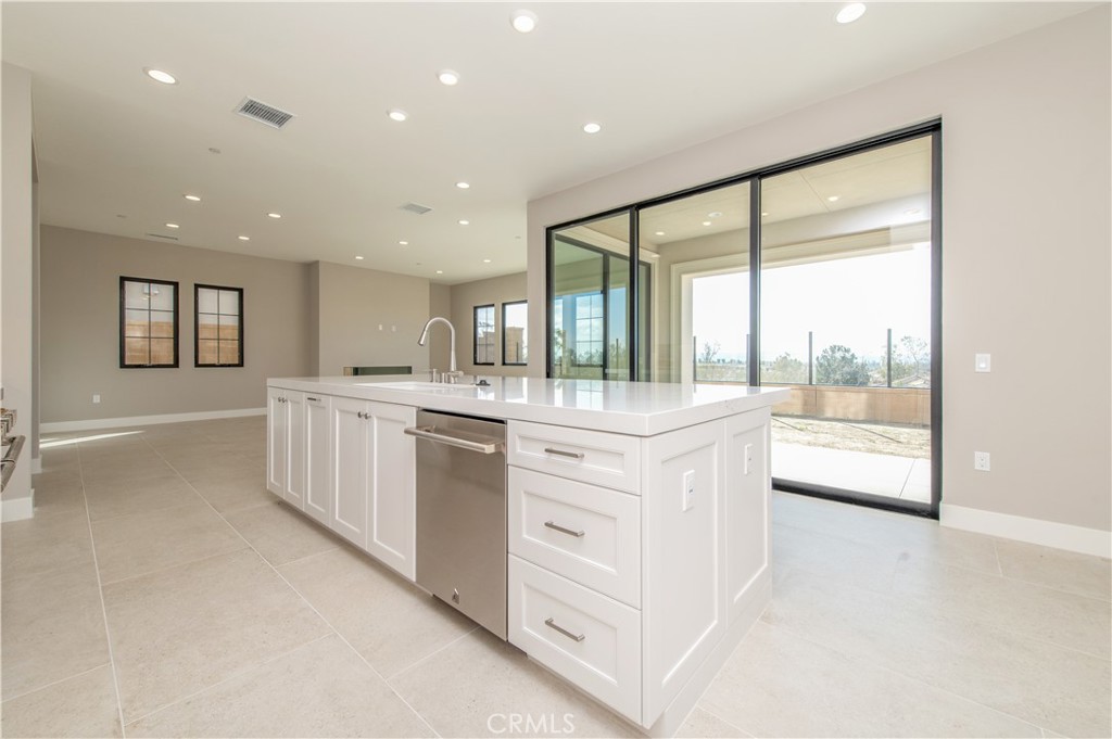 457 Treeline, Irvine CA 92602 - photo 21