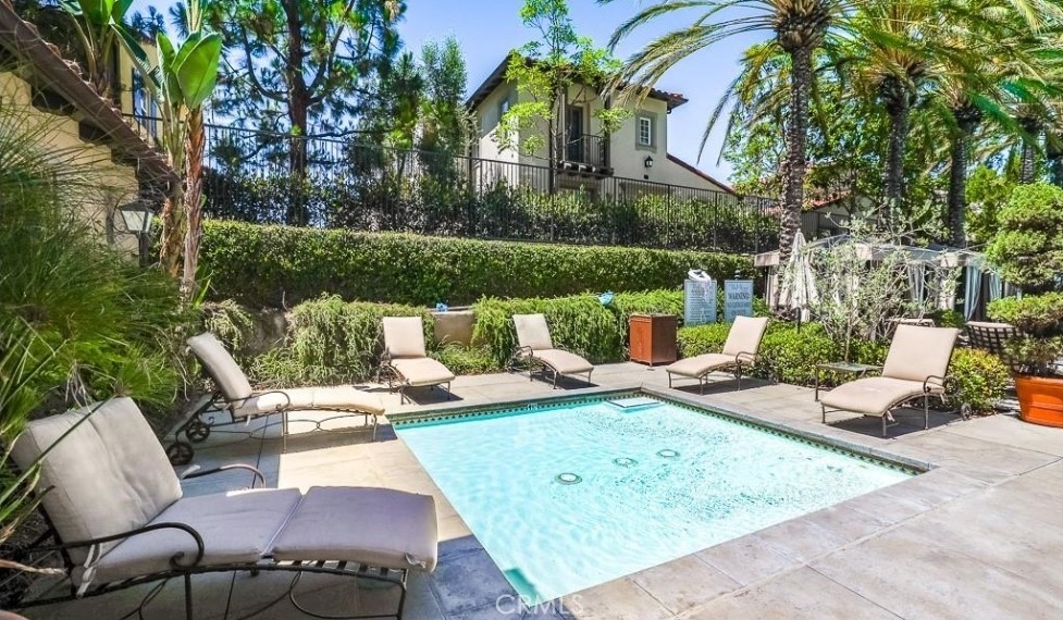 Kiddie/tot pool - 46 Arborside, Irvine CA 92603 - photo 55