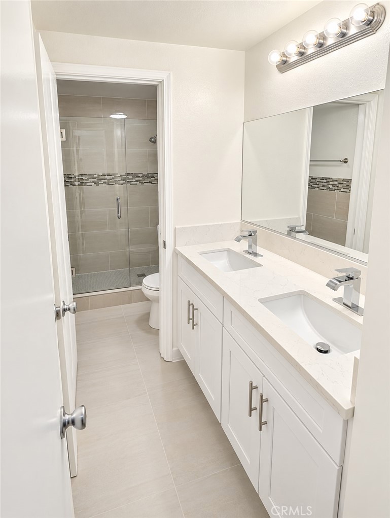 46 Eagle Point 25, Irvine CA 92604 - photo 13