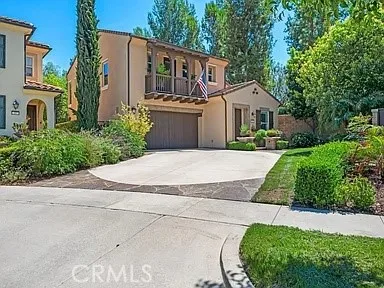 46 Pawprint, Irvine