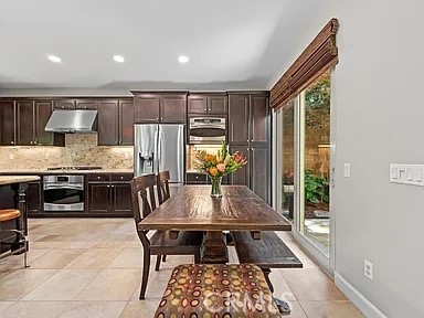 Dining Area - 46 Pawprint, Irvine CA 92618 - photo 7