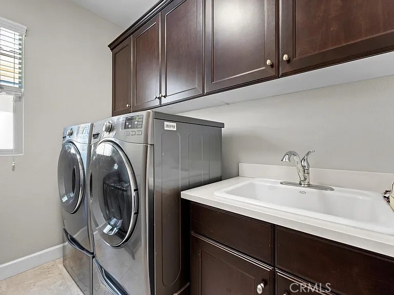 Upstairs Laundry Room - 46 Pawprint, Irvine CA 92618 - photo 25