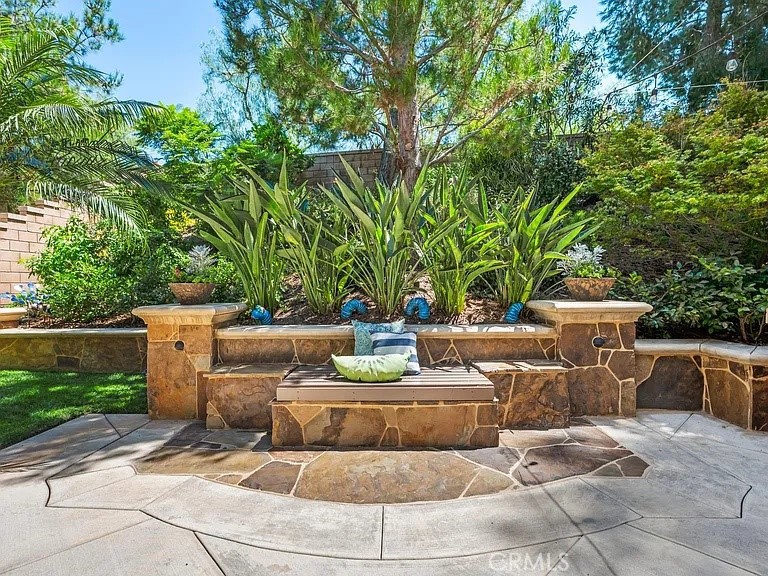 Backyard retreat - 46 Pawprint, Irvine CA 92618 - photo 32