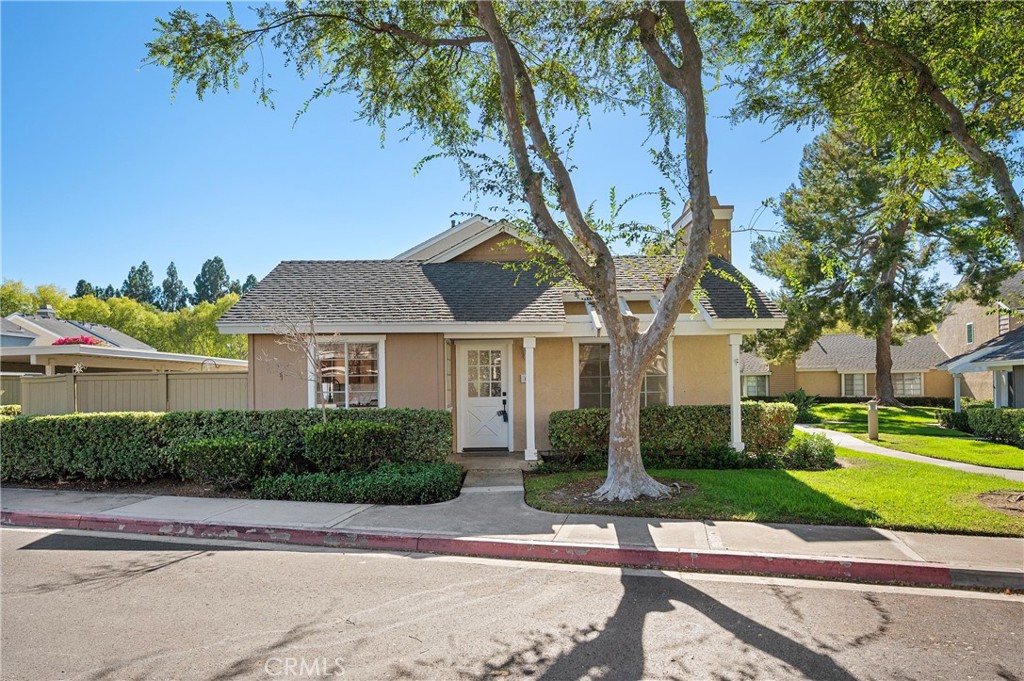 46 Thicket, Irvine CA 92614 - photo 1