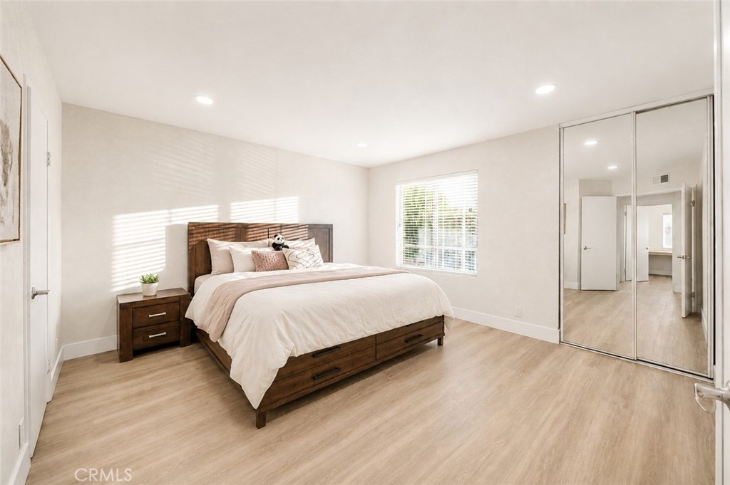 47 Fox 27, Irvine CA 92614 - photo 7