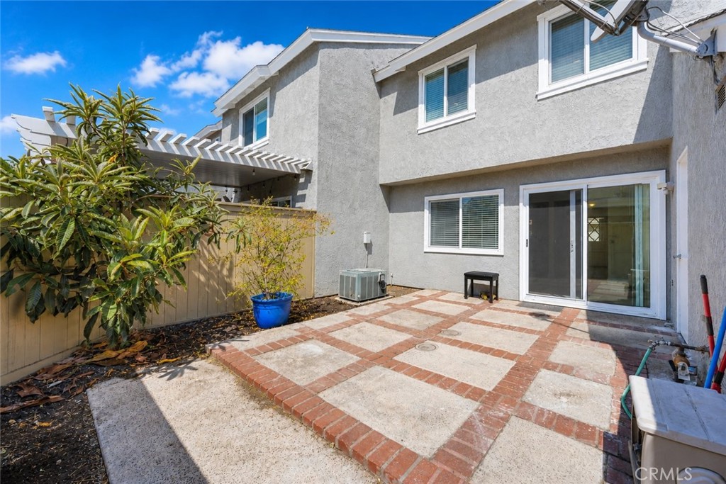 47 Fox 27, Irvine CA 92614 - photo 12