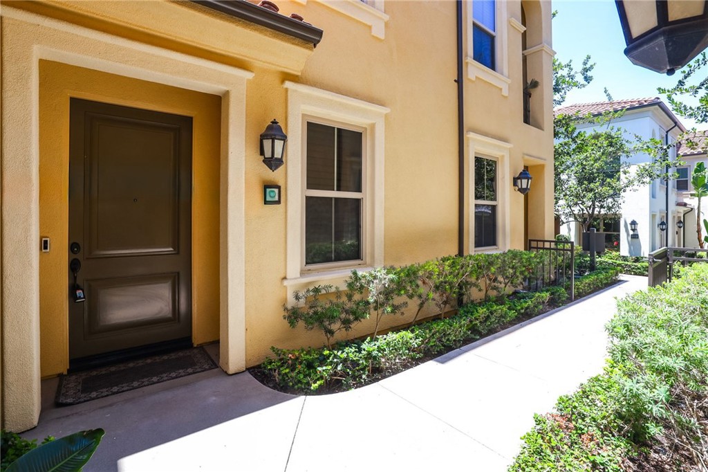 47 Mayfair, Irvine CA 92620 - photo 5