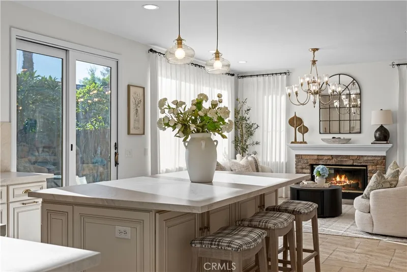 48 Parkcrest, Irvine