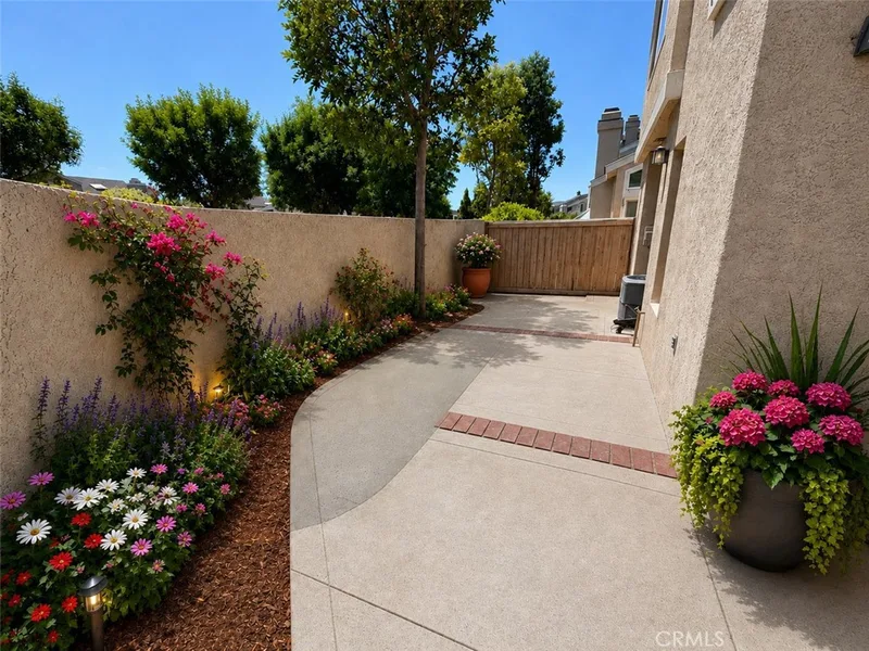 483 Deerfield, Irvine, CA 92606