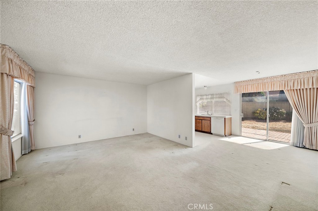 4862 Redbluff Circle, Irvine CA 92604 - photo 4