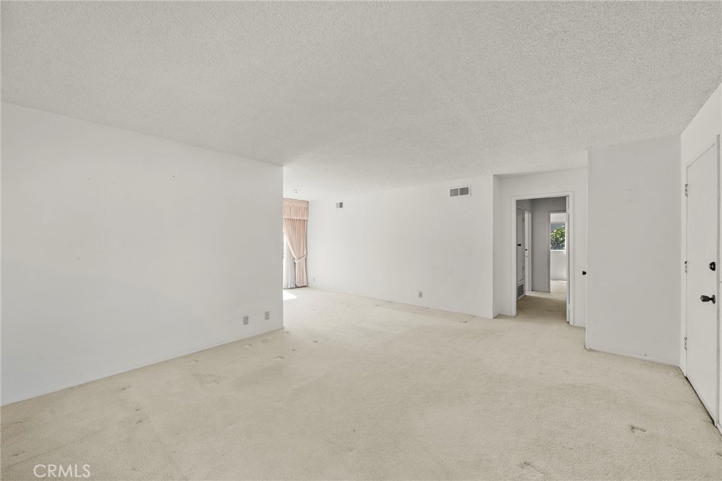 4862 Redbluff Circle, Irvine CA 92604 - photo 6