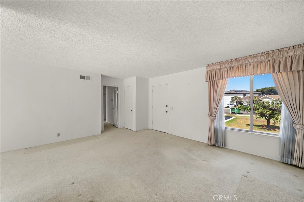 4862 Redbluff Circle, Irvine CA 92604 - photo 7