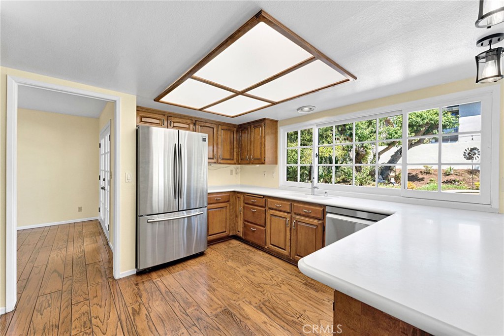 4871 Royce, Irvine CA 92612 - photo 14