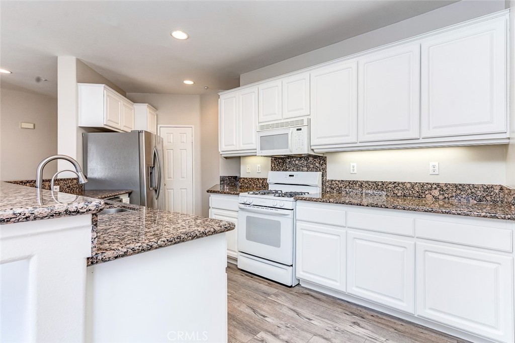 49 Bradford, Irvine CA 92602 - photo 9