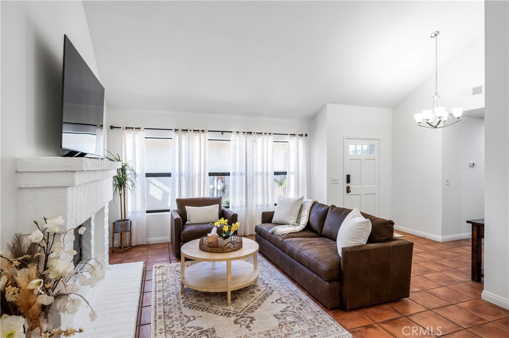 492 E Yale Loop, Irvine CA 92614 - photo 5