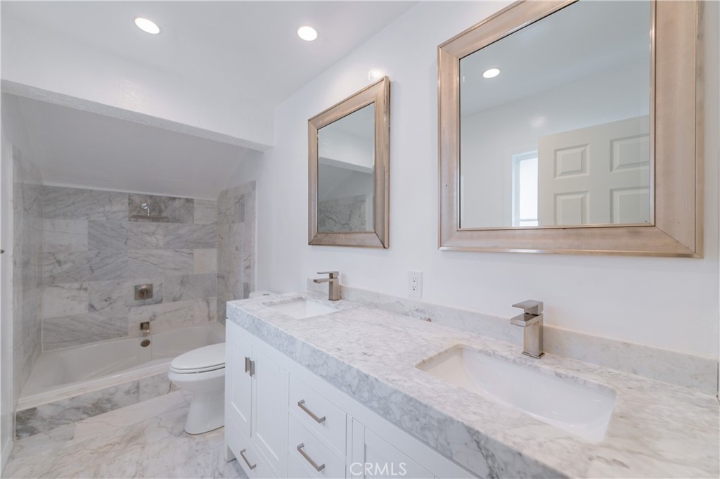 primary bath - 4972 Rochelle, Irvine CA 92604 - photo 19
