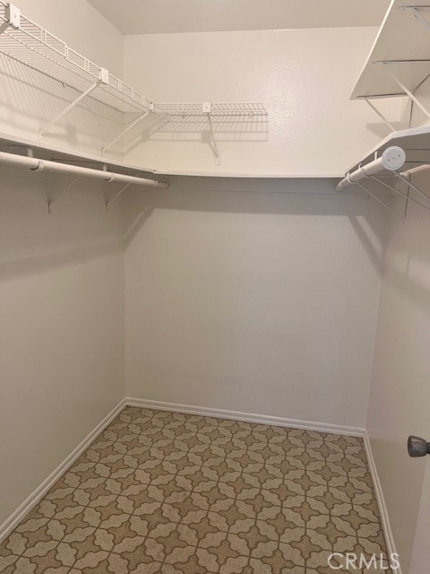 Rear bath with walk-in closet - 5 Cashew, Irvine CA 92612 - photo 15
