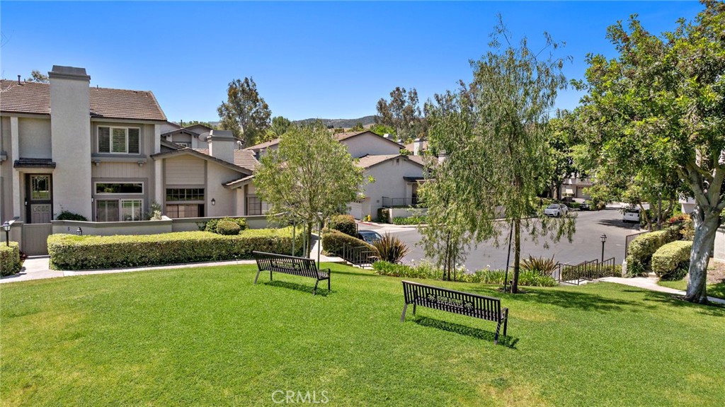 Large beautiful green belt space, right outside the front patio - 5 Morningside, Irvine CA 92603 - photo 2
