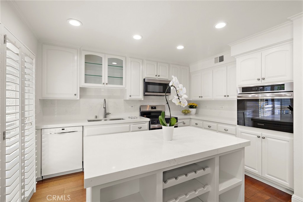 5 Morningside, Irvine CA 92603 - photo 11