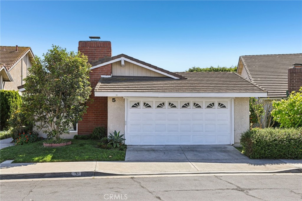 5 Poinsettia, Irvine CA 92604 - photo 1