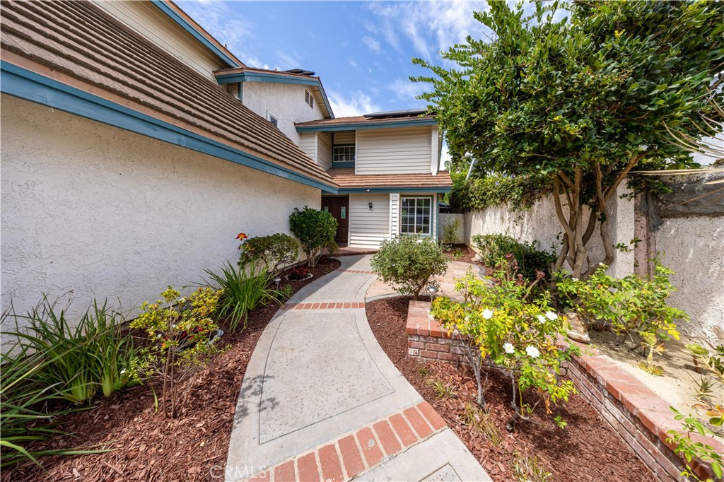 5 Taylor, Irvine CA 92620 - photo 4