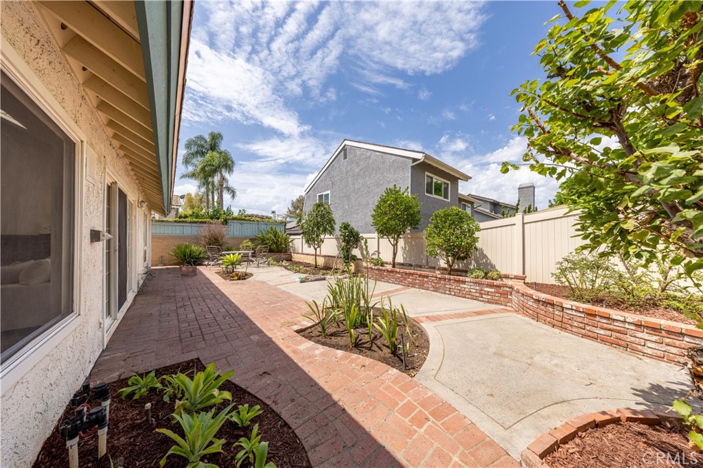 5 Taylor, Irvine CA 92620 - photo 34