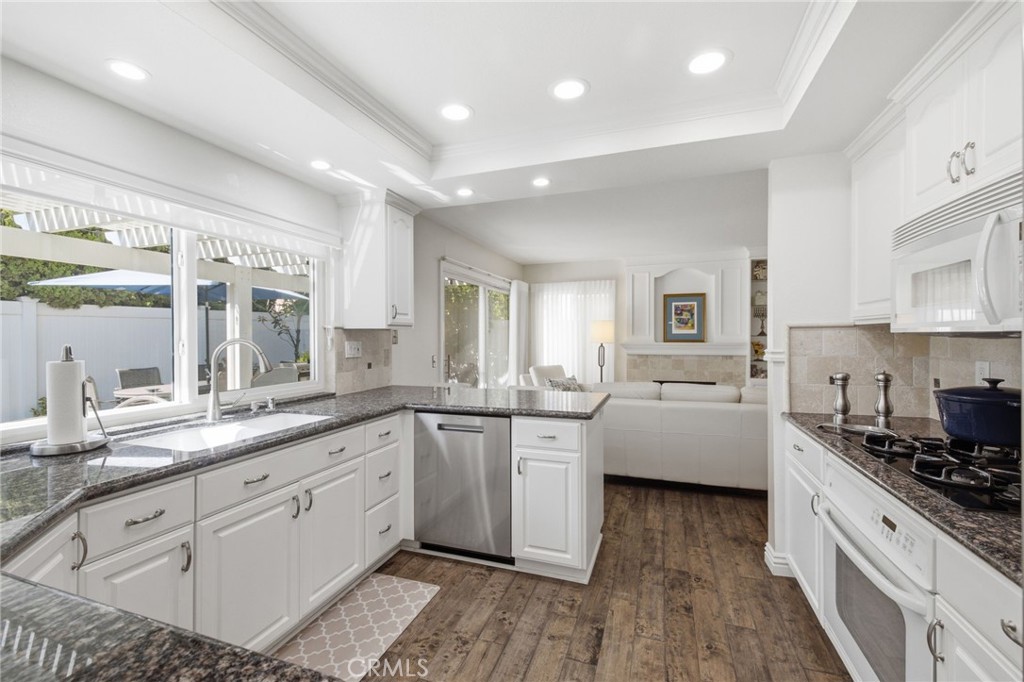 5 Wadsworth, Irvine CA 92620 - photo 10