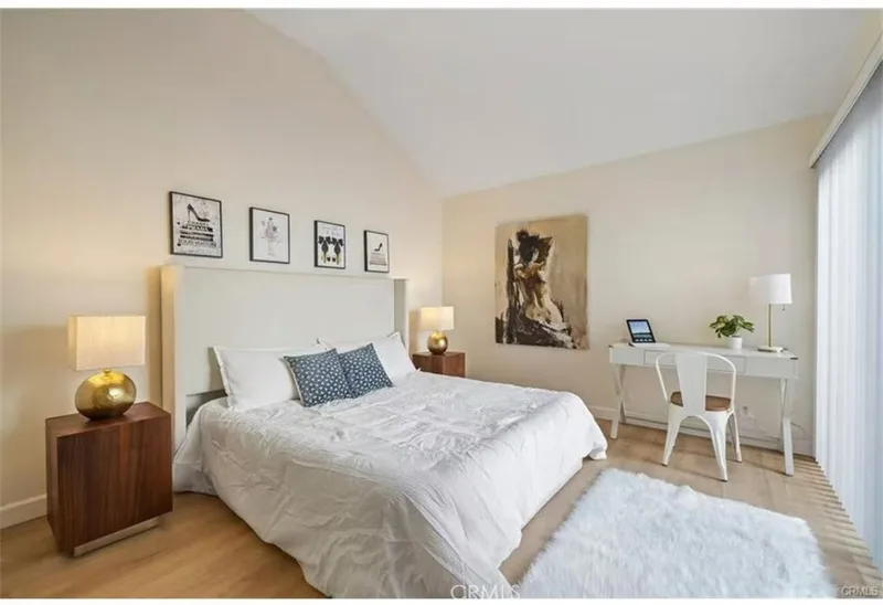 5 Wellesley, Irvine, CA 92612