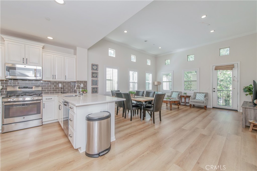 50 Rose Arch, Irvine CA 92620 - photo 5