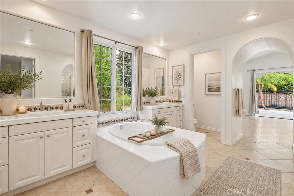 501 Luminous, Irvine CA 92603 - photo 24
