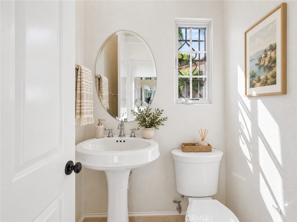 501 Luminous, Irvine CA 92603 - photo 32