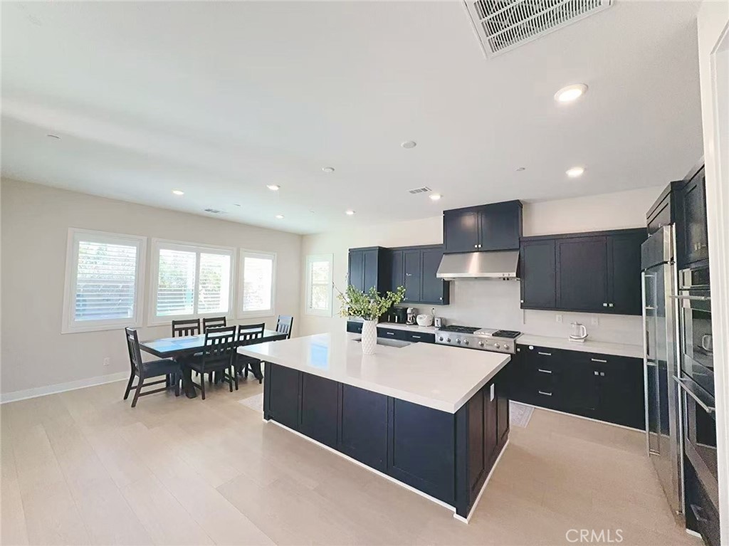 504 Cultivate, Irvine CA 92618 - photo 3