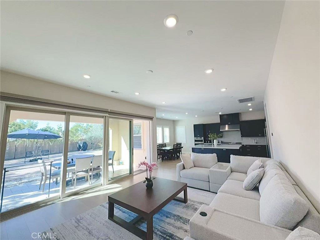 504 Cultivate, Irvine CA 92618 - photo 5
