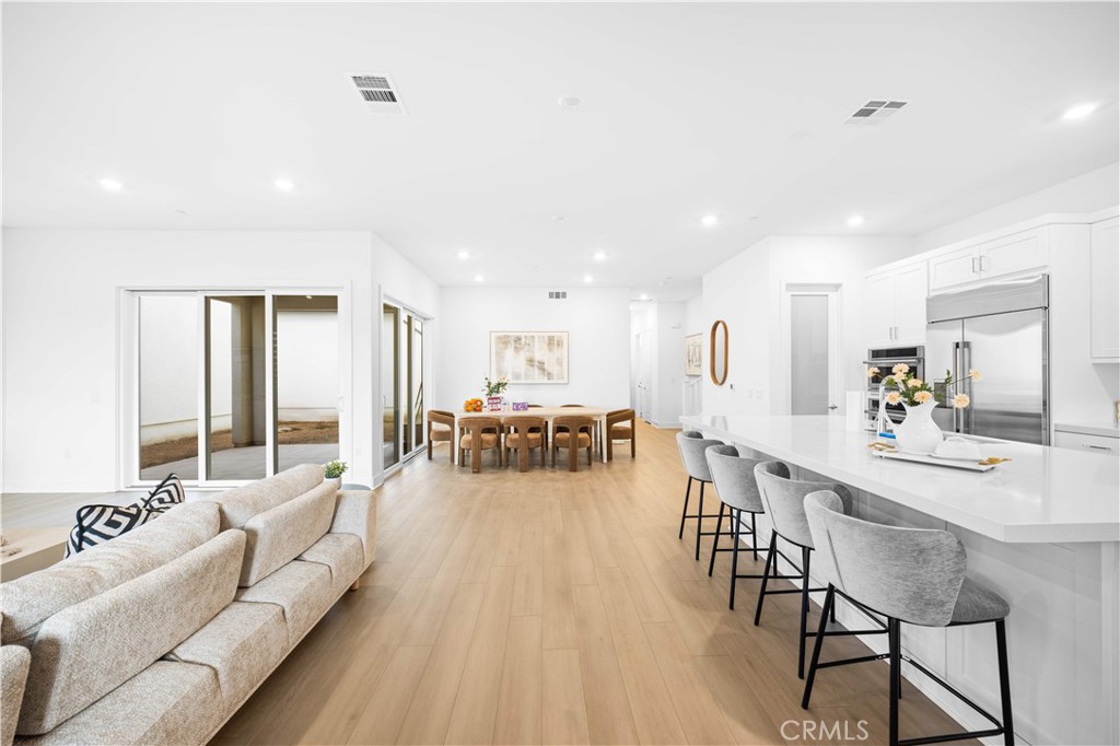 505 Durant, Irvine CA 92618 - photo 3