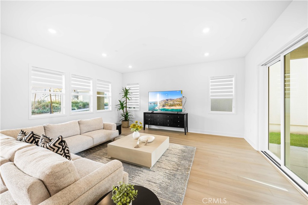 505 Durant, Irvine CA 92618 - photo 5