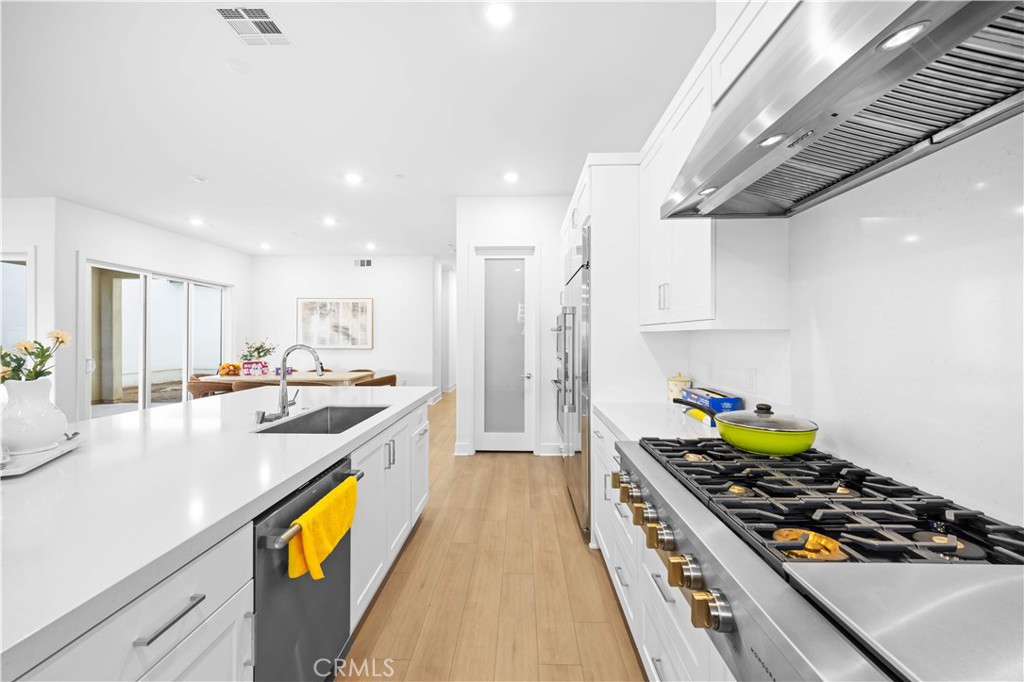 505 Durant, Irvine CA 92618 - photo 15
