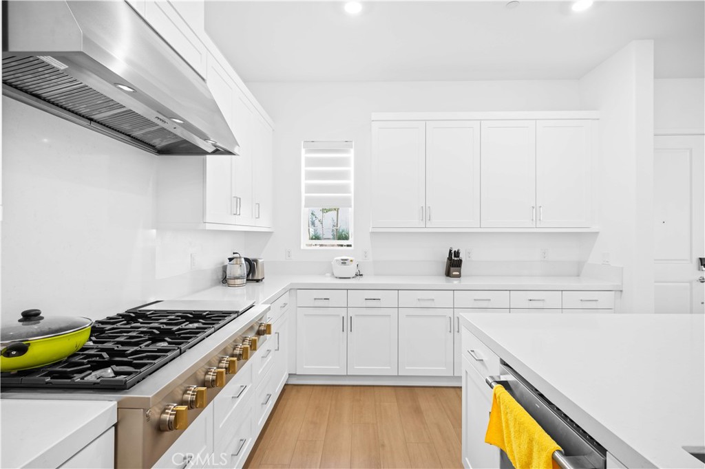 505 Durant, Irvine CA 92618 - photo 16