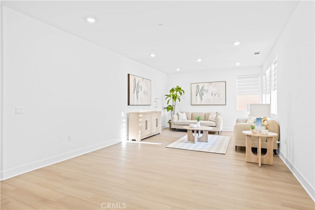 505 Durant, Irvine CA 92618 - photo 25