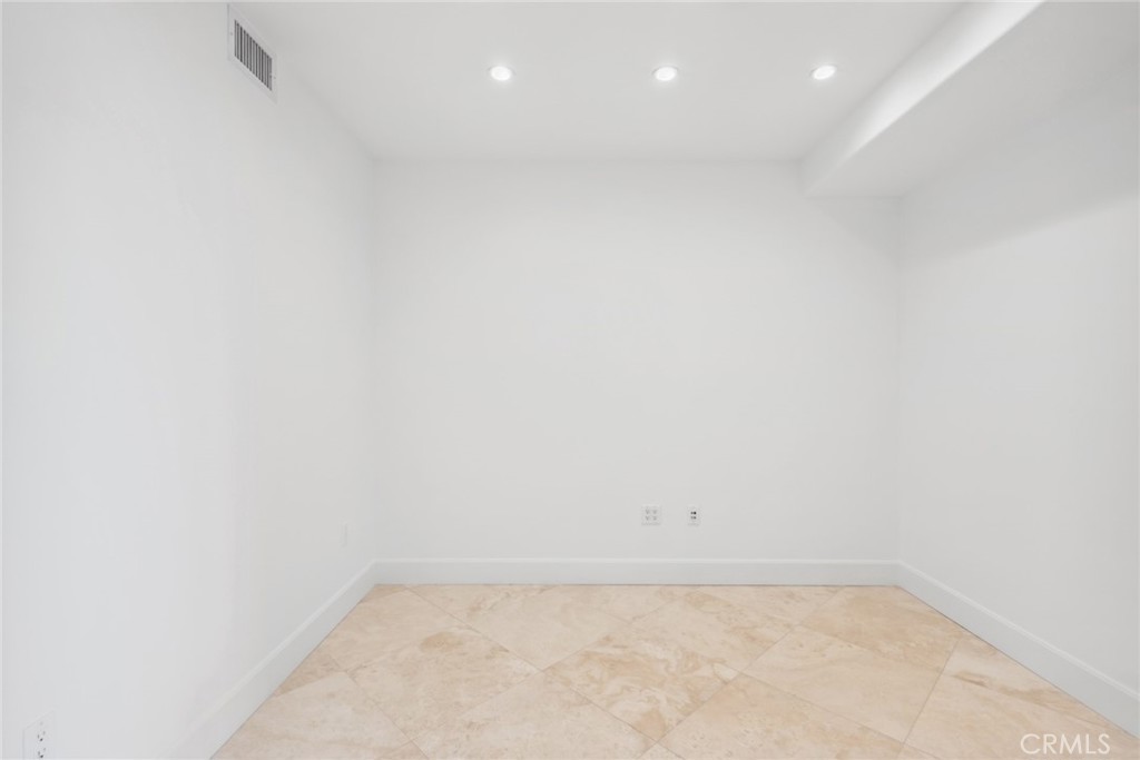 5064 Scholarship, Irvine CA 92612 - photo 8