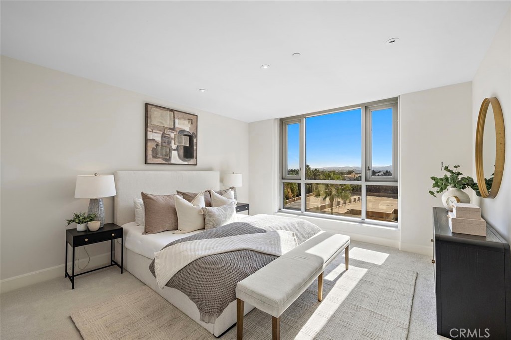 Secondary bedroom - 5066 Scholarship, Irvine CA 92612 - photo 11
